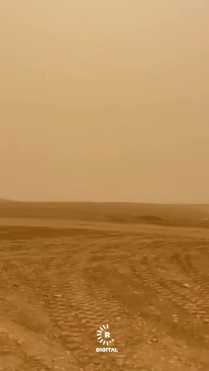 طوفان شدید گردوخاک در موصل عراق که در حال حرکت به سمت ایران است