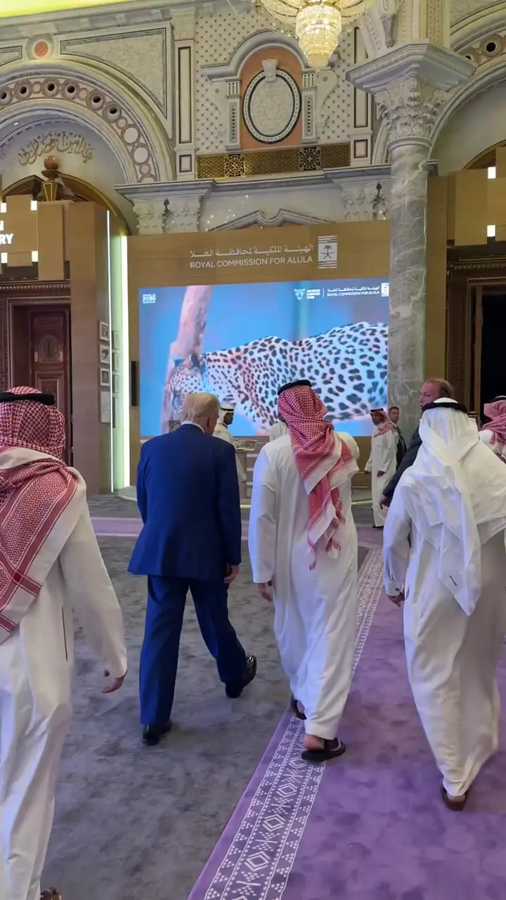 هدیه عجیب و غیرمنتظره خاندان سلطنتی عربستان به ترامپ