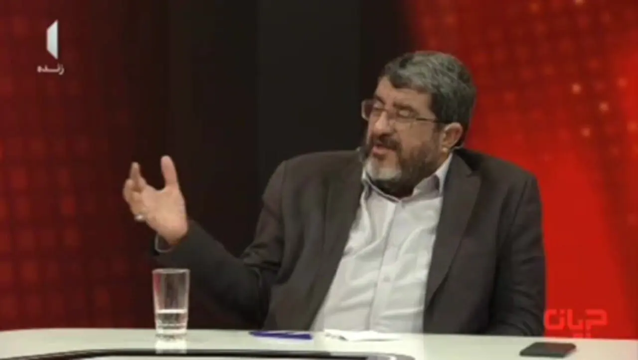 فواد ایزدی روی آنتن صداوسیما: آمریکا به دنبال «سرنگونی نرم» جمهوری اسلامی است!