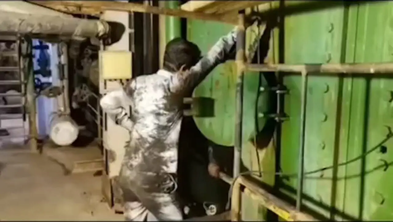 استمرار روشنایی خانه‌ها در گرمای تابستان