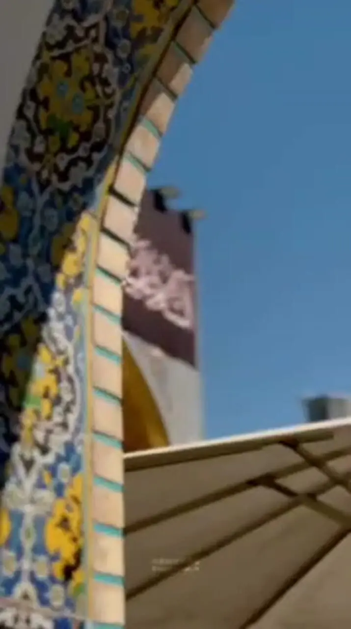 حرم امام رضا (ع) سیاه‌ پوش امام عسکری (ع) شد