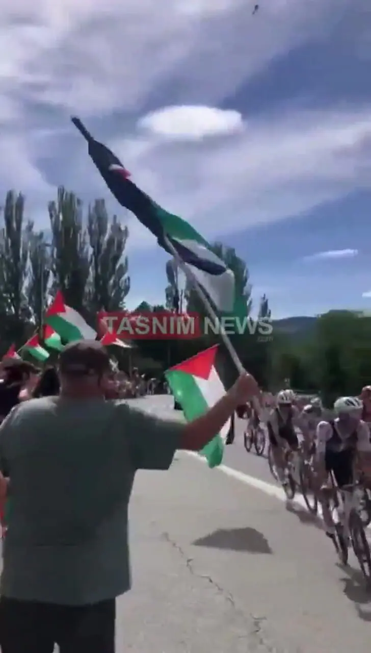 تنش و درگیری در تور دوچرخه‌ سواری اسپانیا در اعتراض به حضور نماینده اسرائیل
