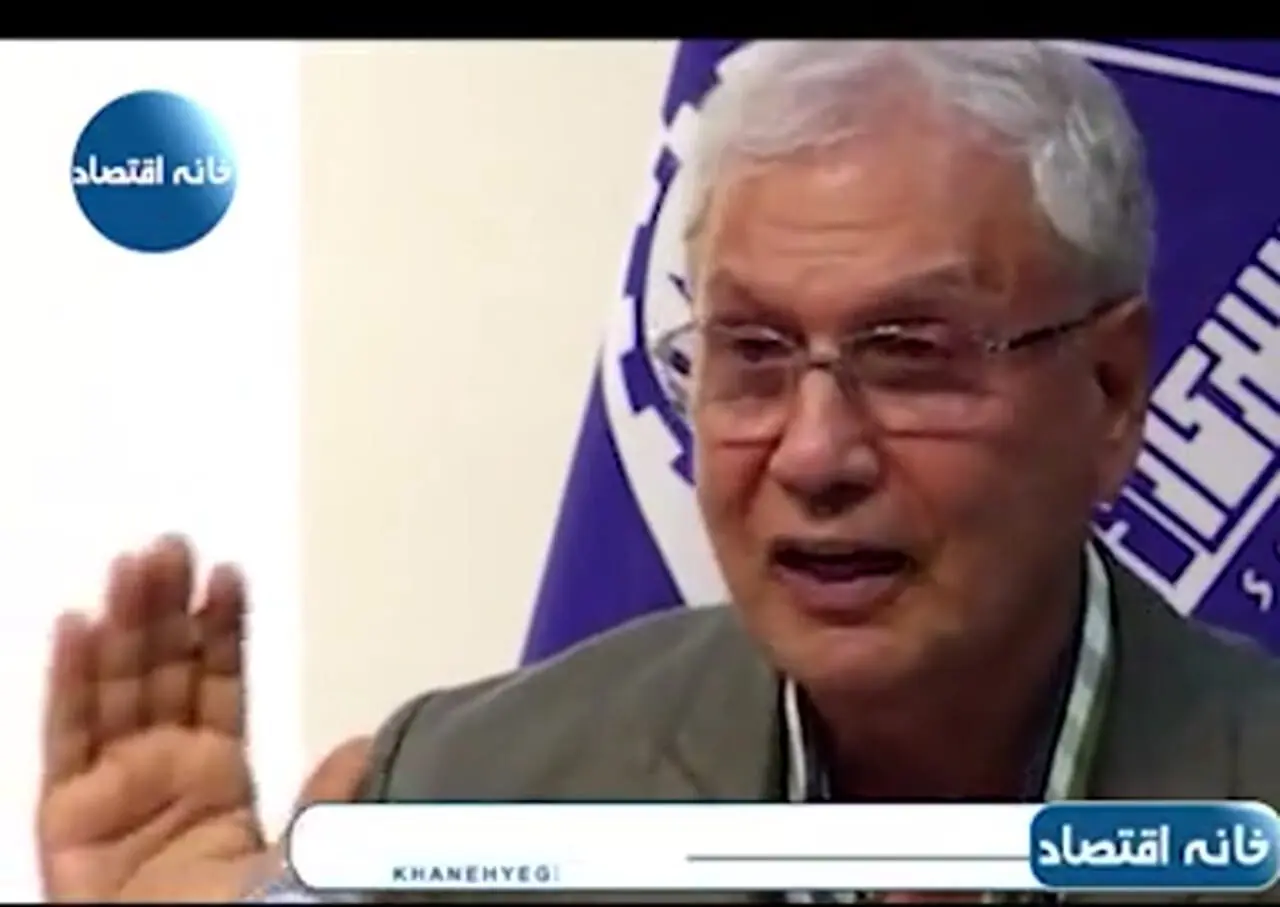 شناساندن خائن های وطن فروش به بچه‌های دهه هفتادی و هشتادی مهمترین دستاورد جنگ بود