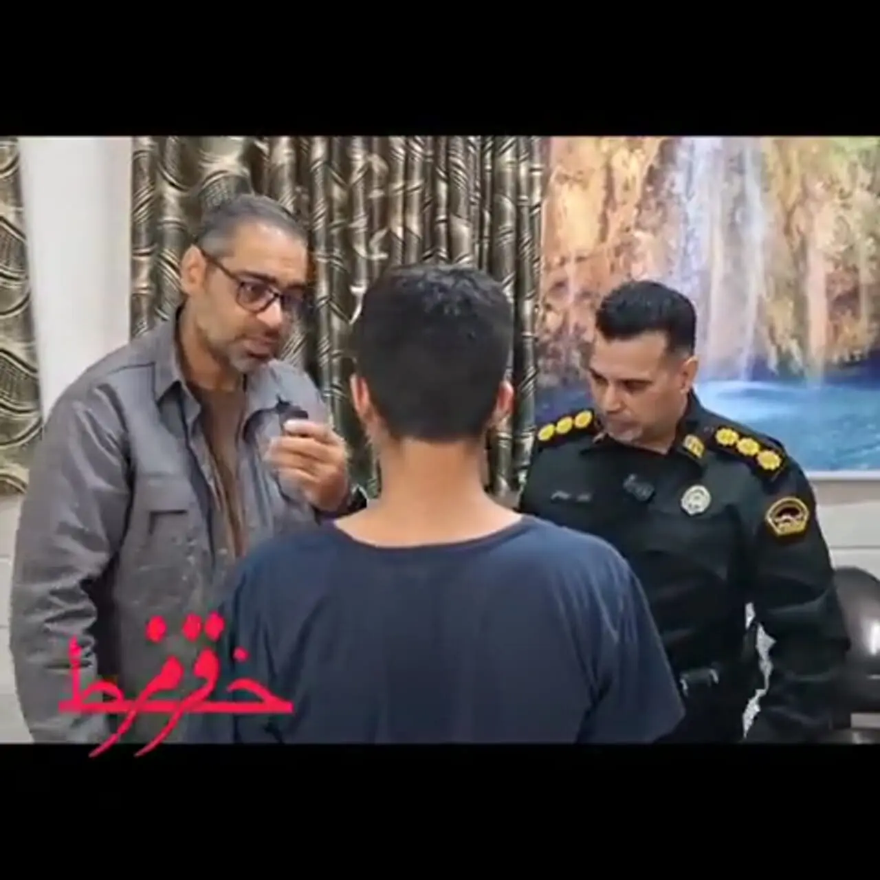 دستگیری مجرم بی رحم 19 ساله که تلفن همراه کودکان را سرقت می کرد