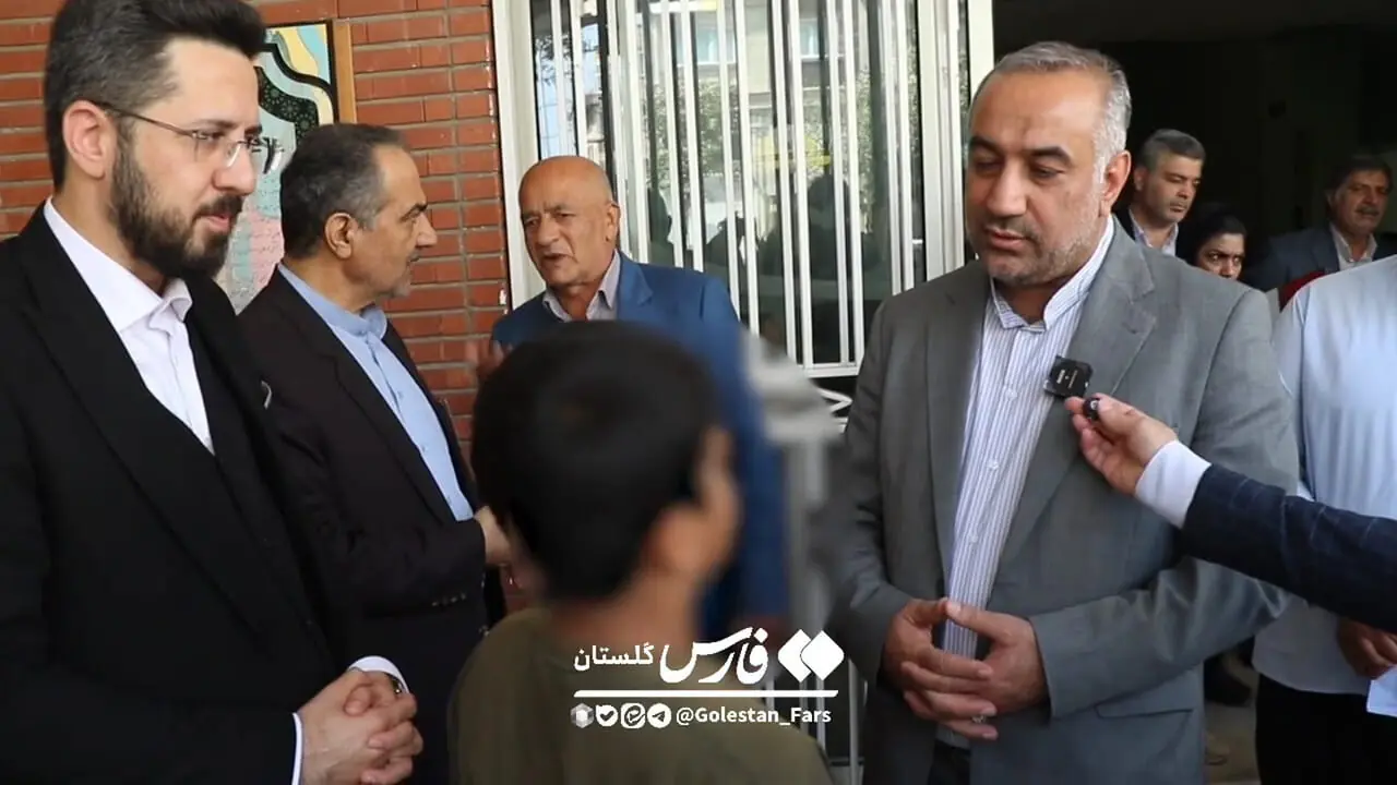 دانش آموز نخبۀ گرگانی پدرش را از زندان آزاد کرد