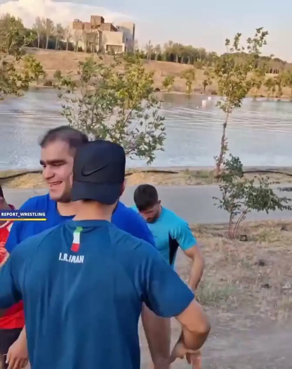 تمرینات ویژه قهرمان سنگین وزن کشورمان و واکنش جالب مردم