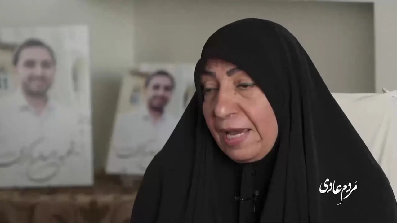 پدر و مادری که حالا فقط می‌توانند عکس دلبندشان را ببوسند
