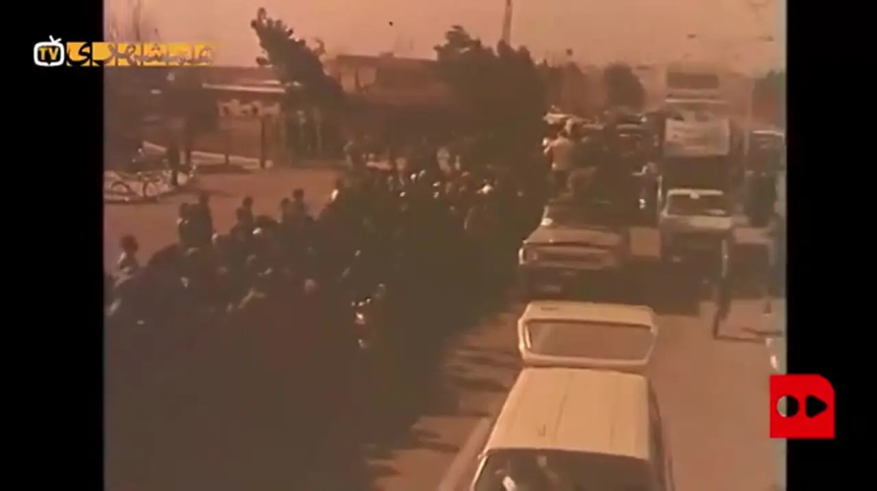 ۱۱ مهر ۱۳۳۷ اولین برنامه تلویزیون ایران پخش شد