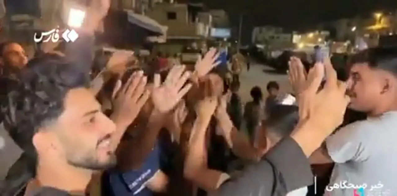 خوشحالی جوانان فلسطینی از آتش‌ بس تحمیلی حماس بر اسرائیل