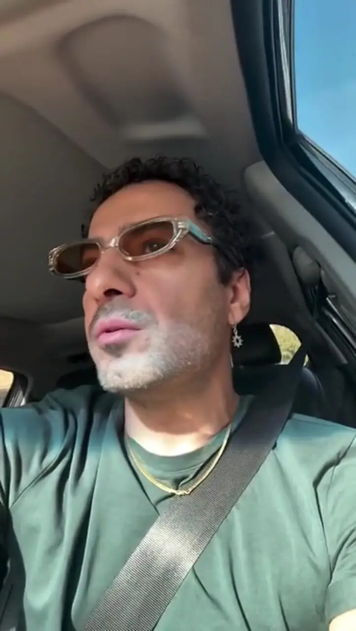 نوید محمد زاده از پروژه «سیصد» در استرالیا کنار کشید