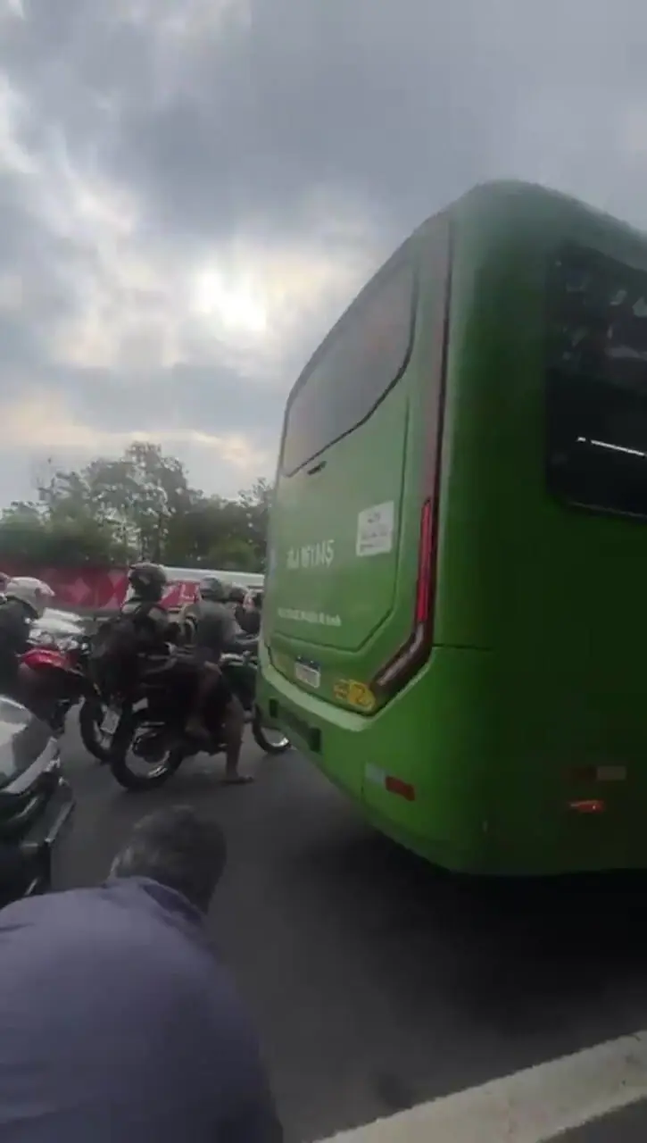 پلیس برزیل جنگ به راه انداخت؛ یورش با دست کم ۶۴ کشته