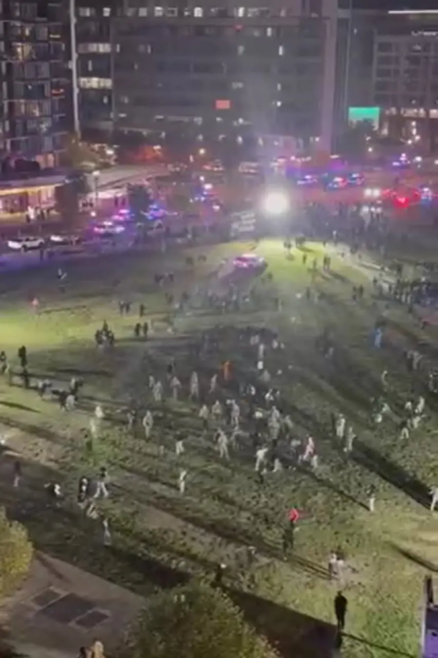 گارد ملی آمریکا در شب هالووین در واشینگتن دیسی شورش جوانان را سرکوب کرد