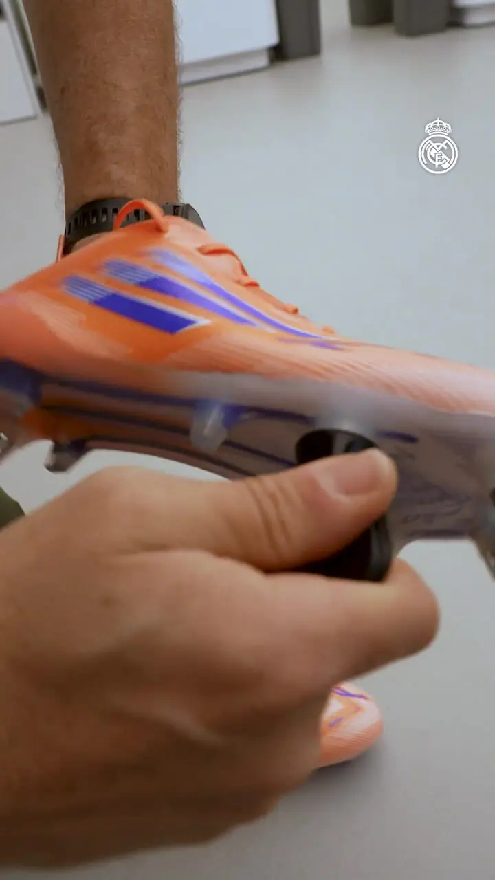 ویدیو: در رختکن رئال مادرید قبل از بازی‌ها چه می‌گذرد؟