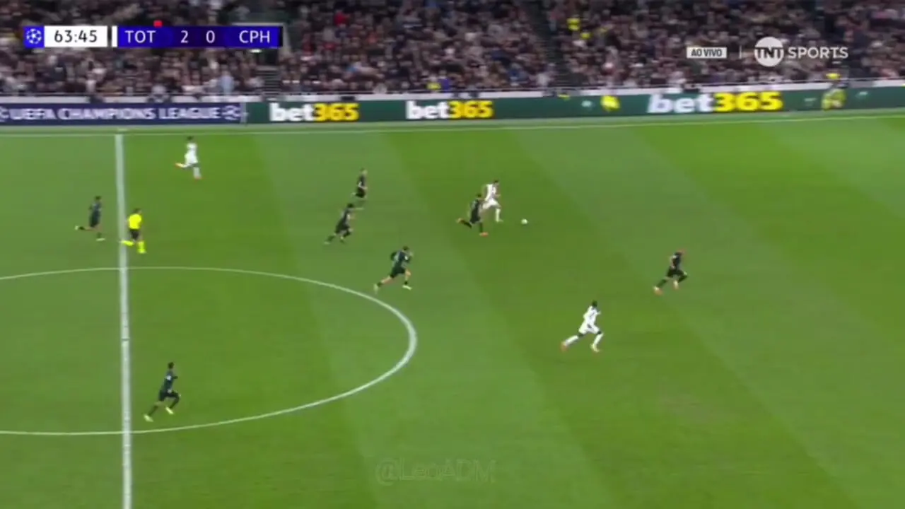 ویدیو: گل سوم تاتنهام به اسپورتینگ توسط میکی فن ده وین