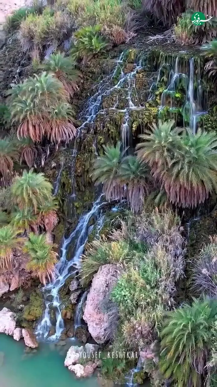 آبشاری زیبا در مرز بین استان فارس و هرمزگان