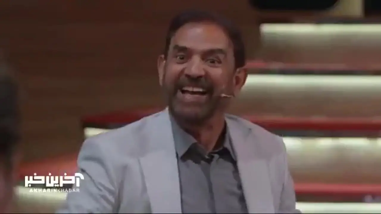 فیروز کریمی: توپ علی دایی کج بود!