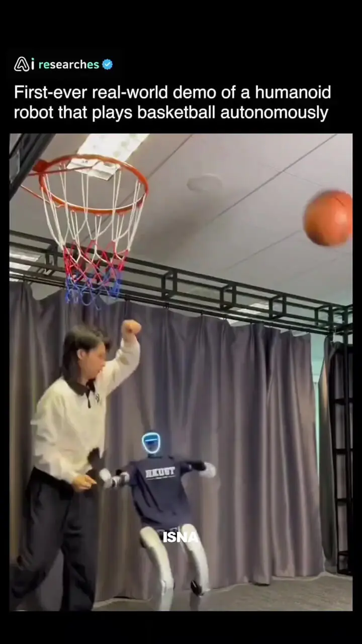 بکستبال بازی کردن ربات انسان‌نمای چین