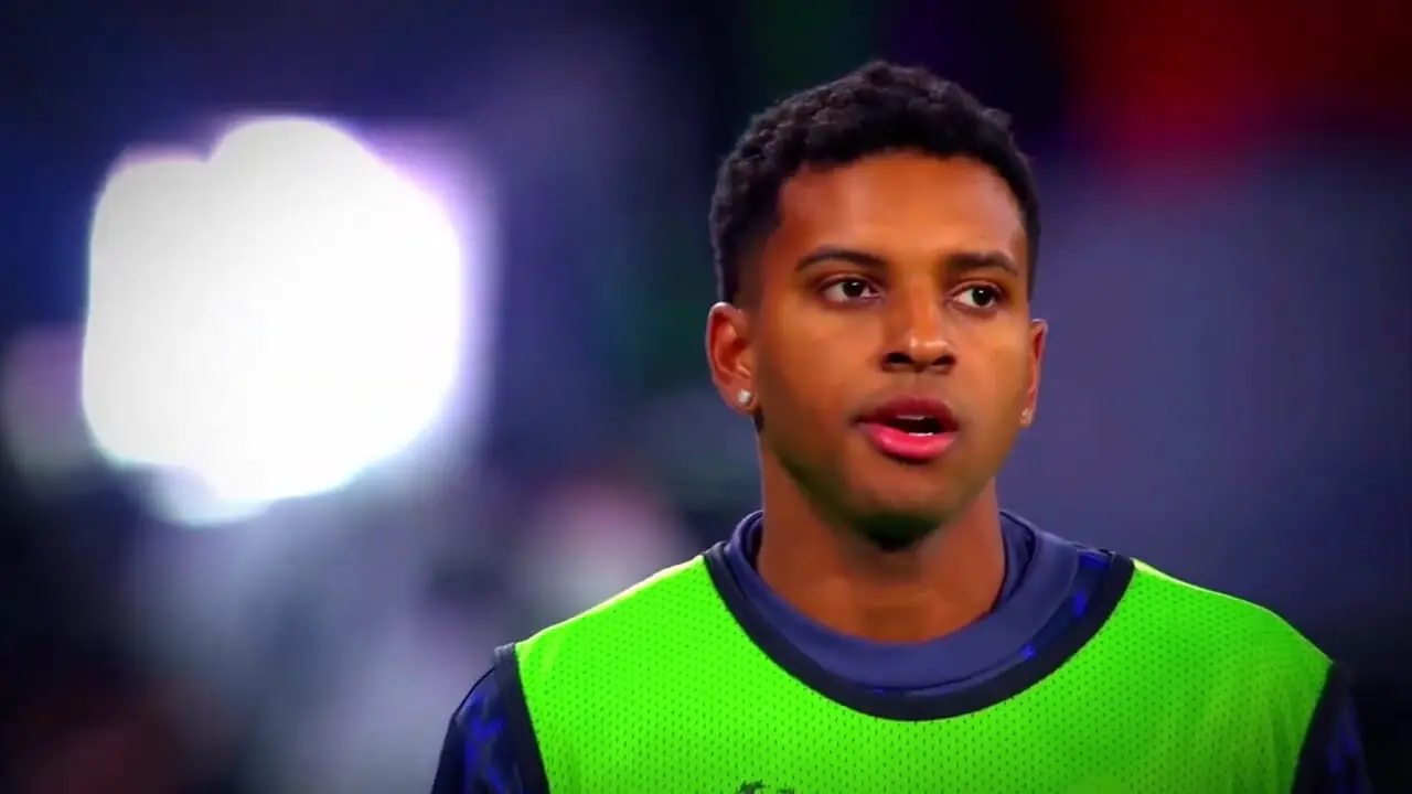 ویدیو: ۱۳۳۹ دقیقه سکوت؛ مهاجم برزیلی رئال در بحرانی بیسابقه