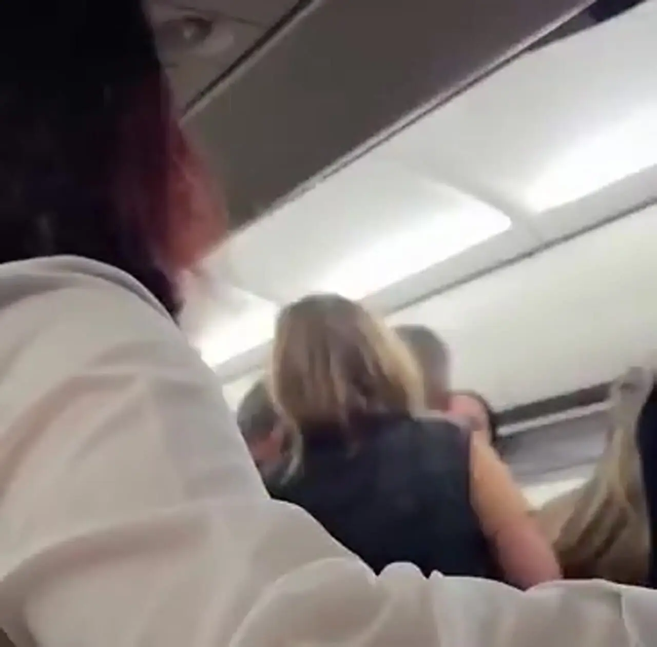 فاجعه در فرودگاه برزیل؛ ایرباس در محاصره دود و شعلهها