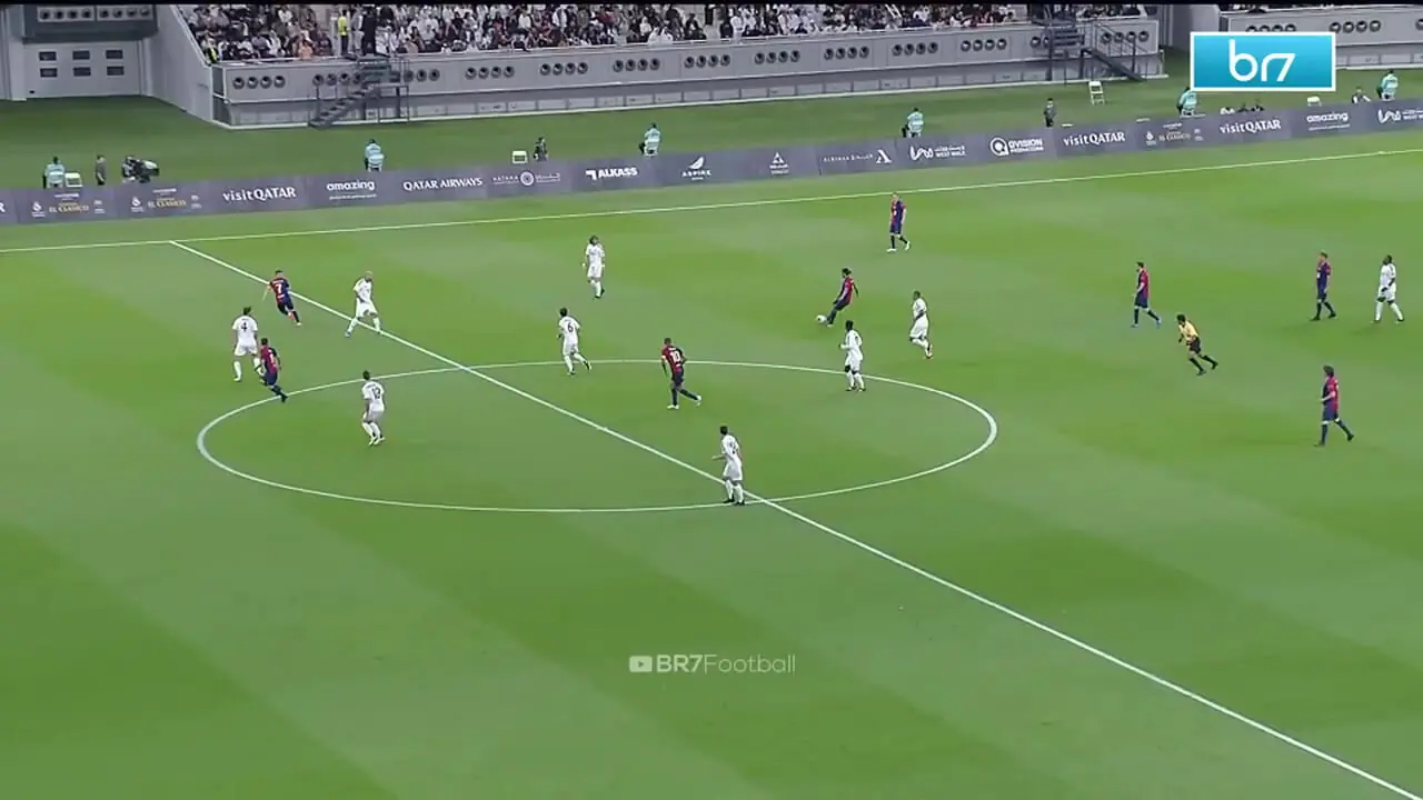 ویدئو: جادوی رونالدینیوی در 45 سالگی