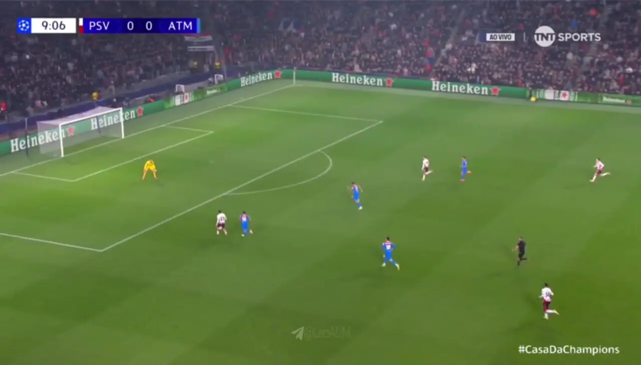 ویدیو: گل اول آیندهوون به اتلتیکو مادرید توسط گوس تیل