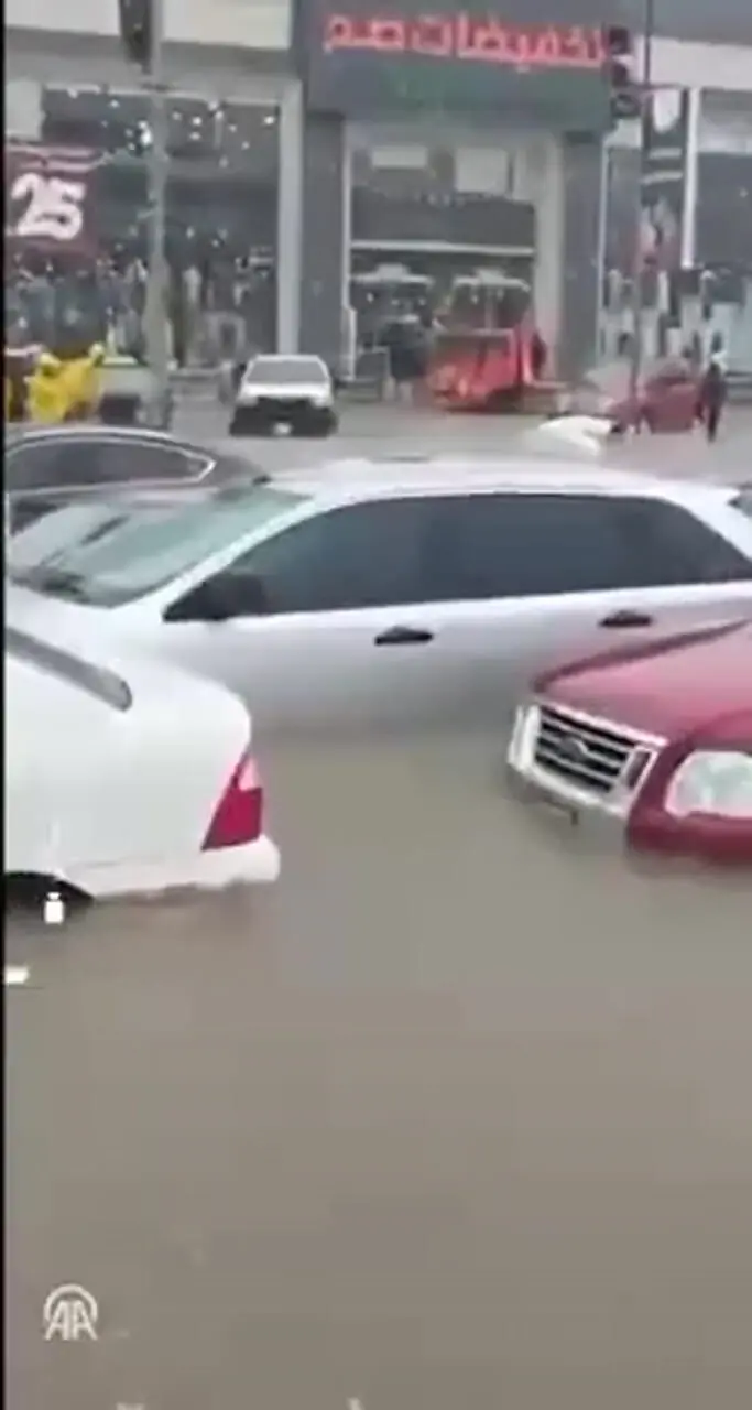 جده زیر آب رفت