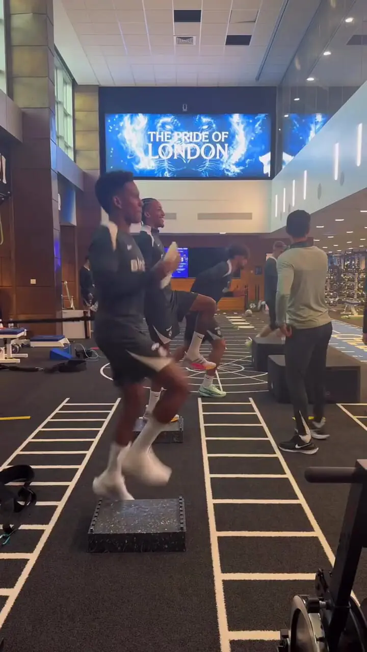 ویدئو: تمرینات سخت بدنسازی بازیکنان چلسی