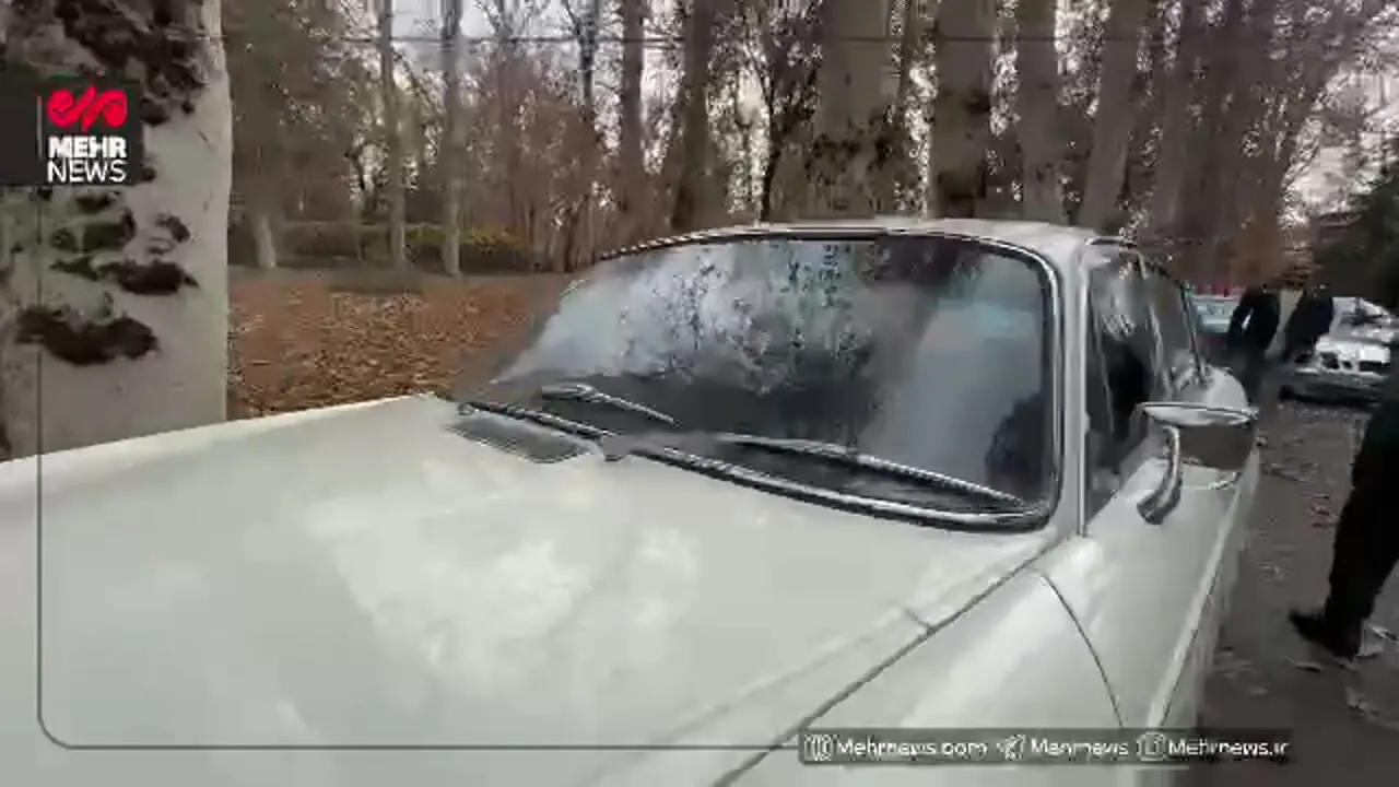 تصاویری از نمایشگاه خودروهای کلاسیک و تاریخی در مجموعه فرهنگی نیاوران