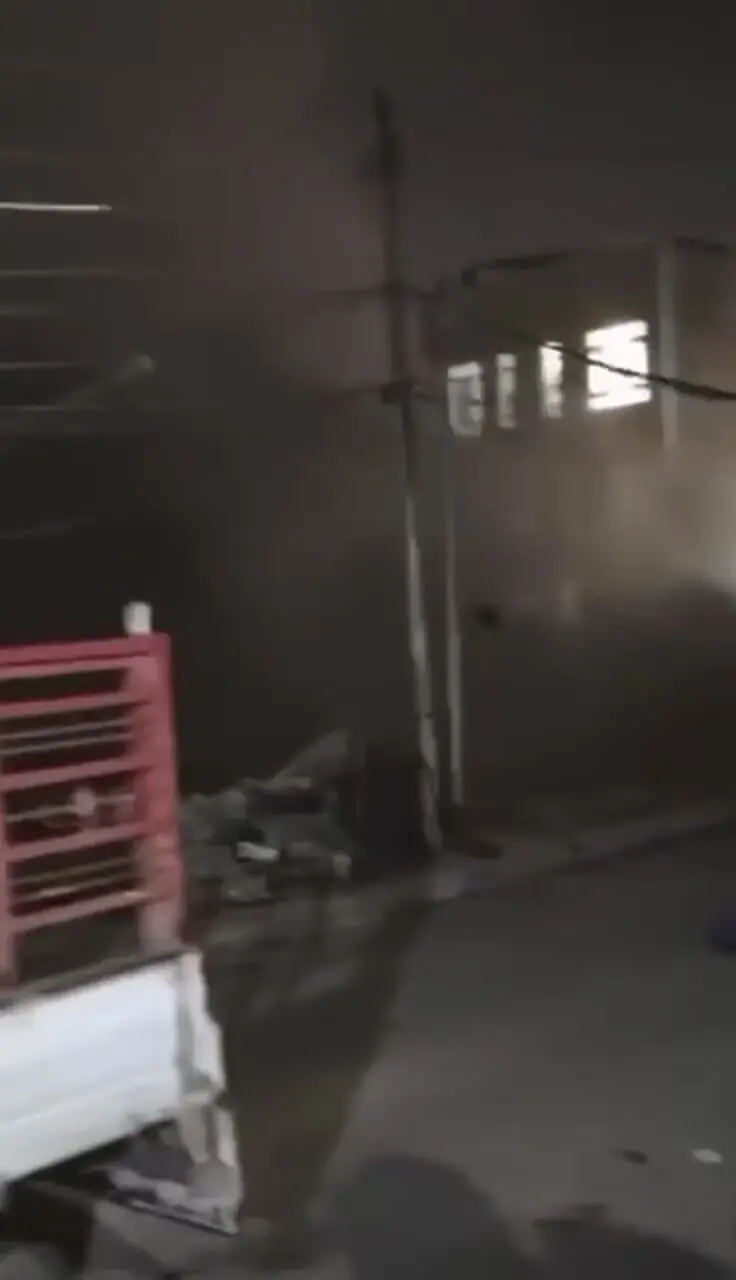 لحظه ریزش ساختمان ۴ طبقه در نجف