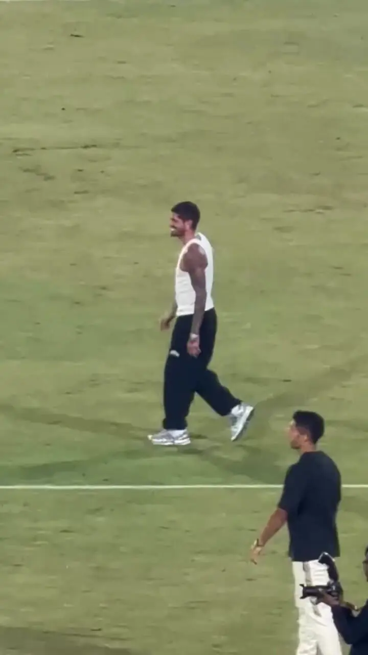 ویدئو: وقتی مسی زمین را به صحنه نمایش تبدیل کرد