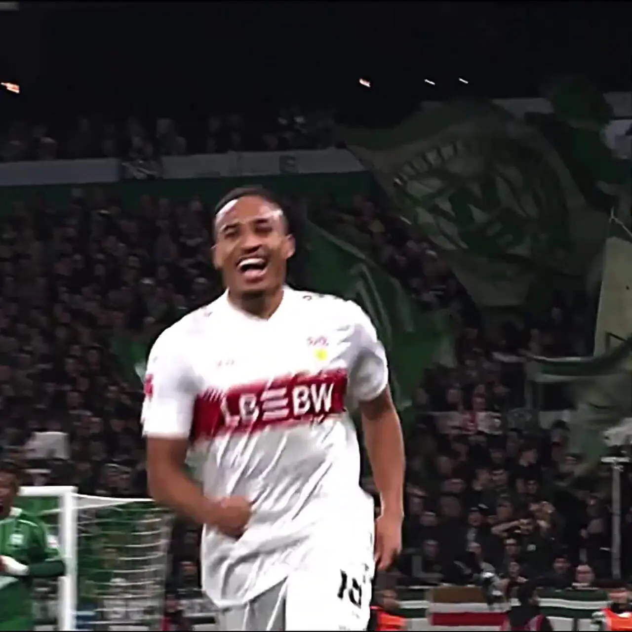 ویدئو: گل مرگبار هفته با شلیک ۱۲۲ کیلومتر بر ساعت!