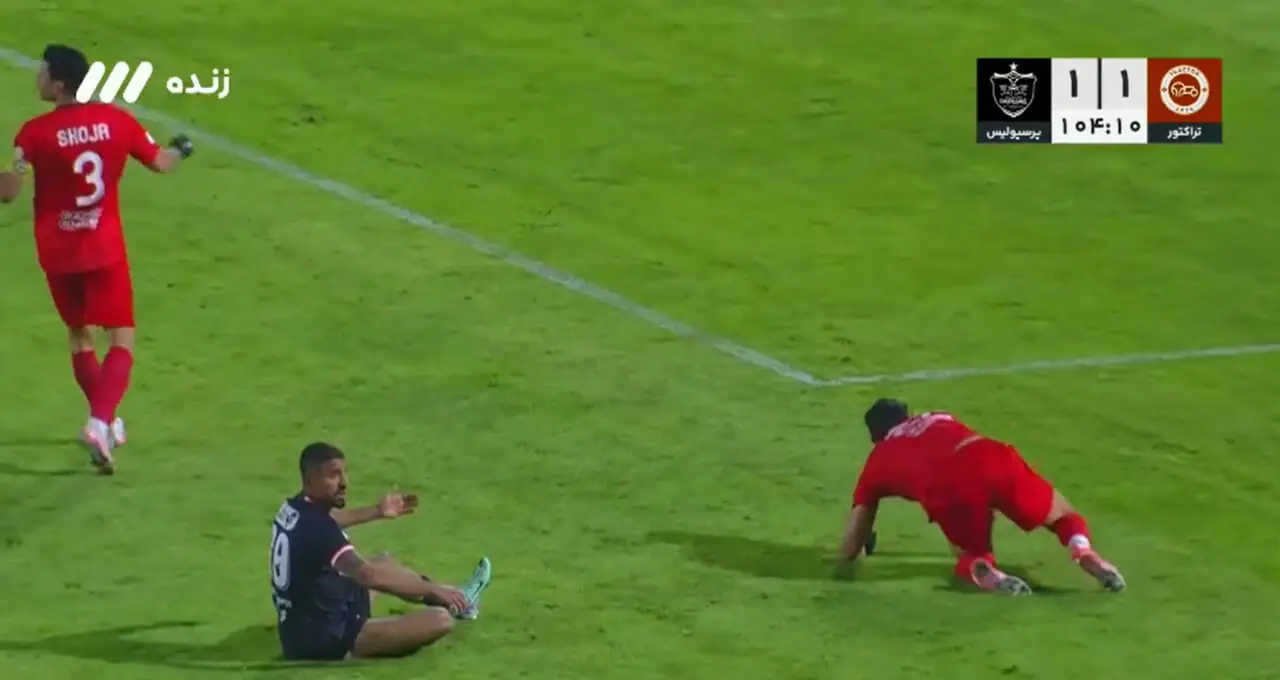 اخراج نادری: تراکتور ۱۰ نفره شد