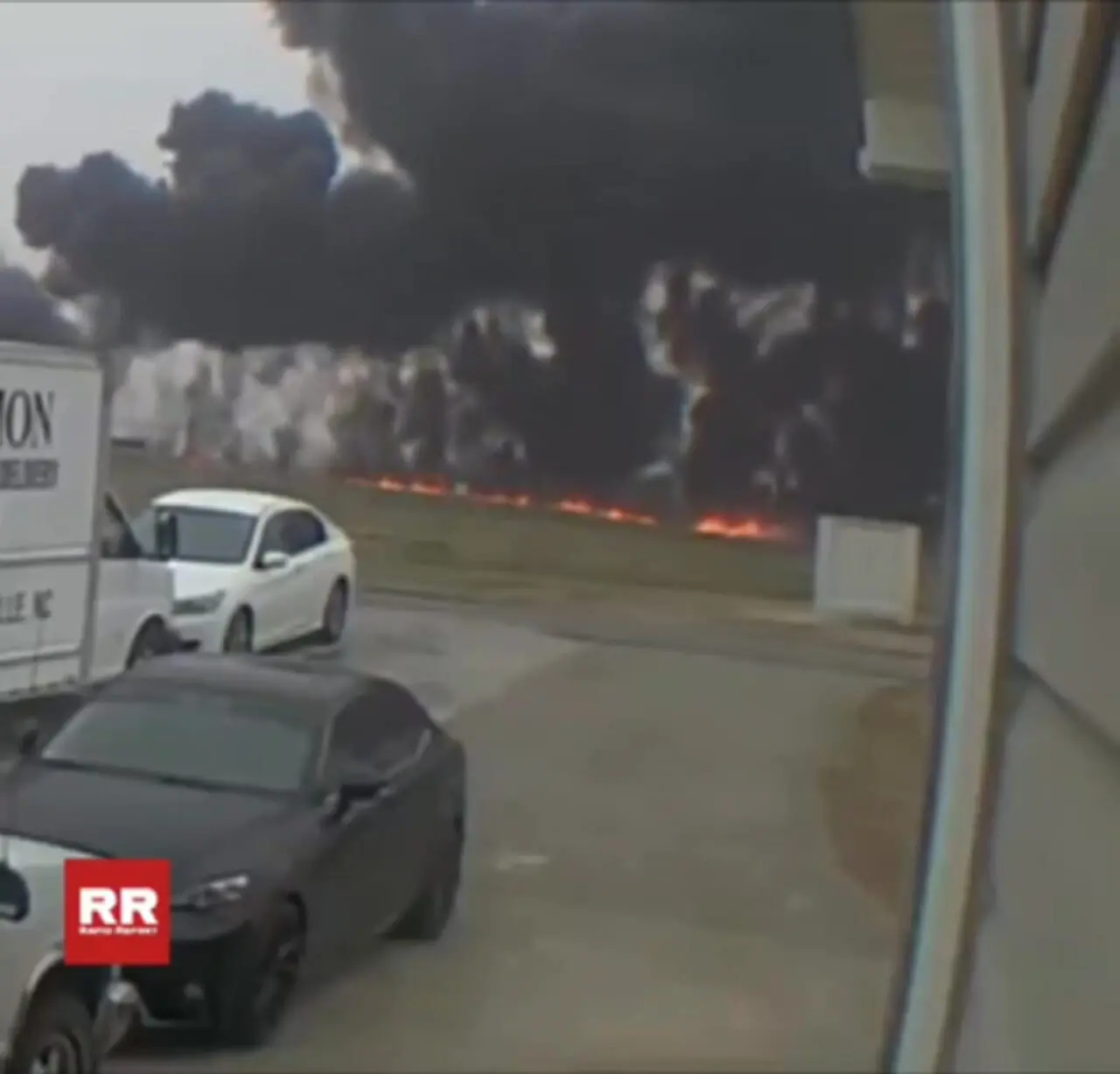 لحظه سقوط یک جت شخصی در کارولینای شمالی