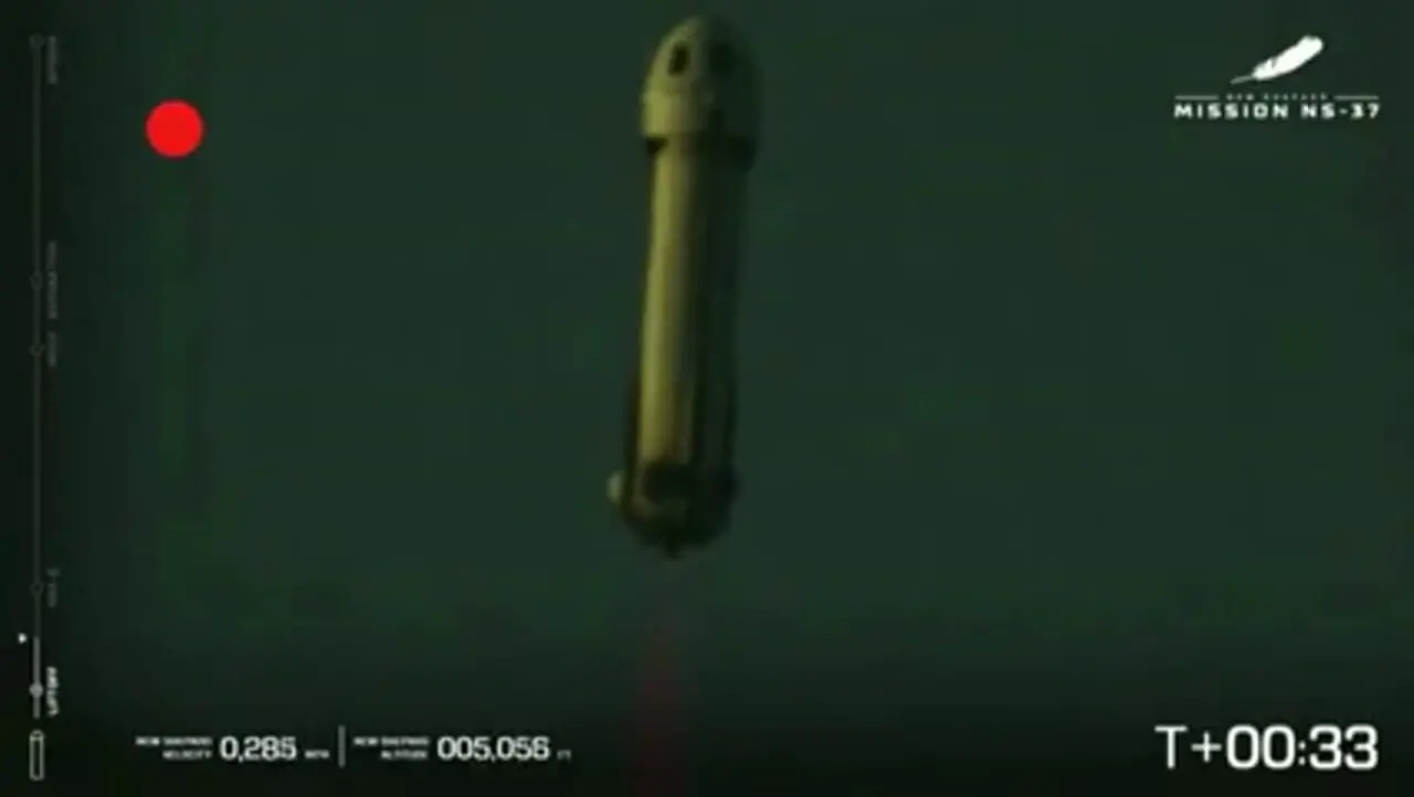 برای نخستین بار یک فرد معلول راهی فضا شد