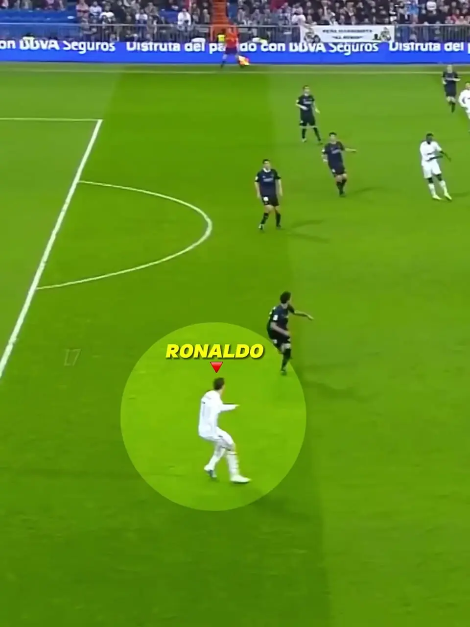 ویدئو: نمایش خیرهکننده از کنترل توپ ناب