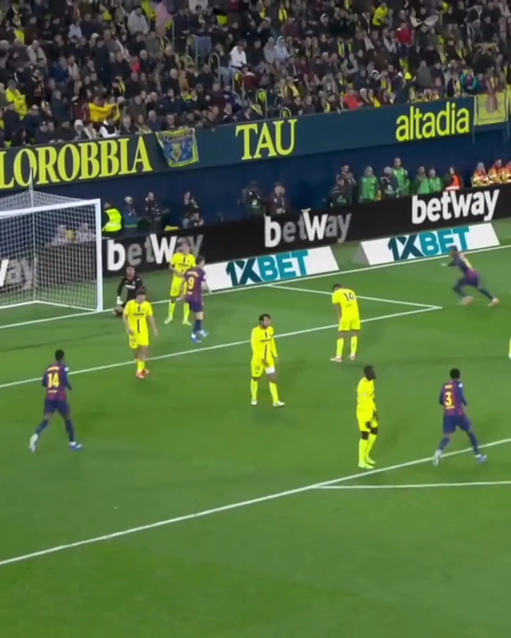 ویدئو: اصرار بارسا در محوطه جریمه سرانجام با گل یامال به ثمر نشست