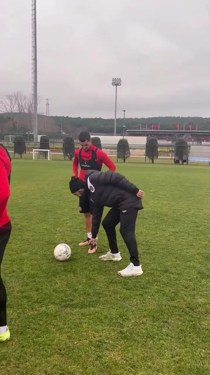 ویدئو: کلاس آموزش ضربه ایستگاهی با پیرلو