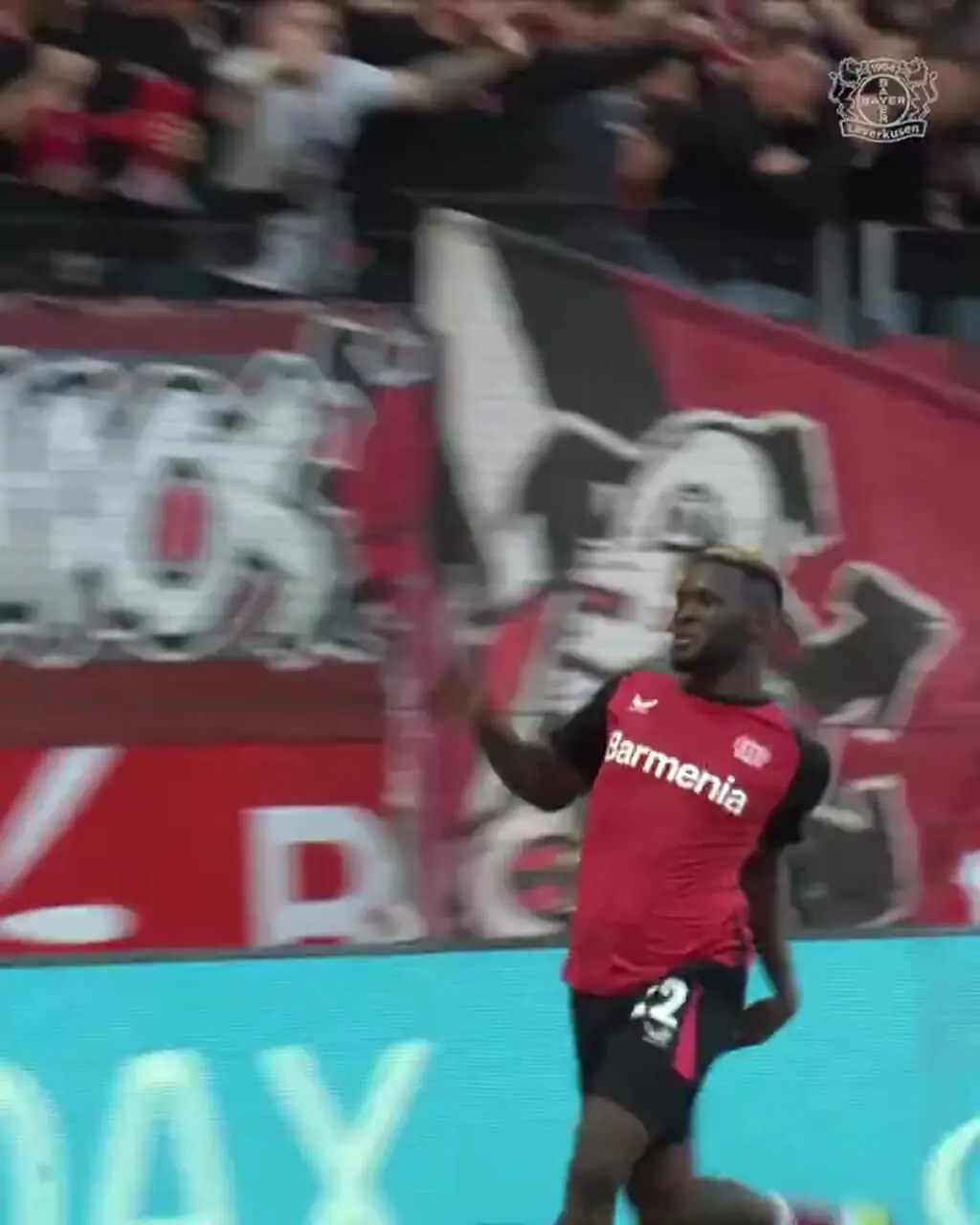 ویدئو: شادی بعد از گلی که هنوز تکراری نشده