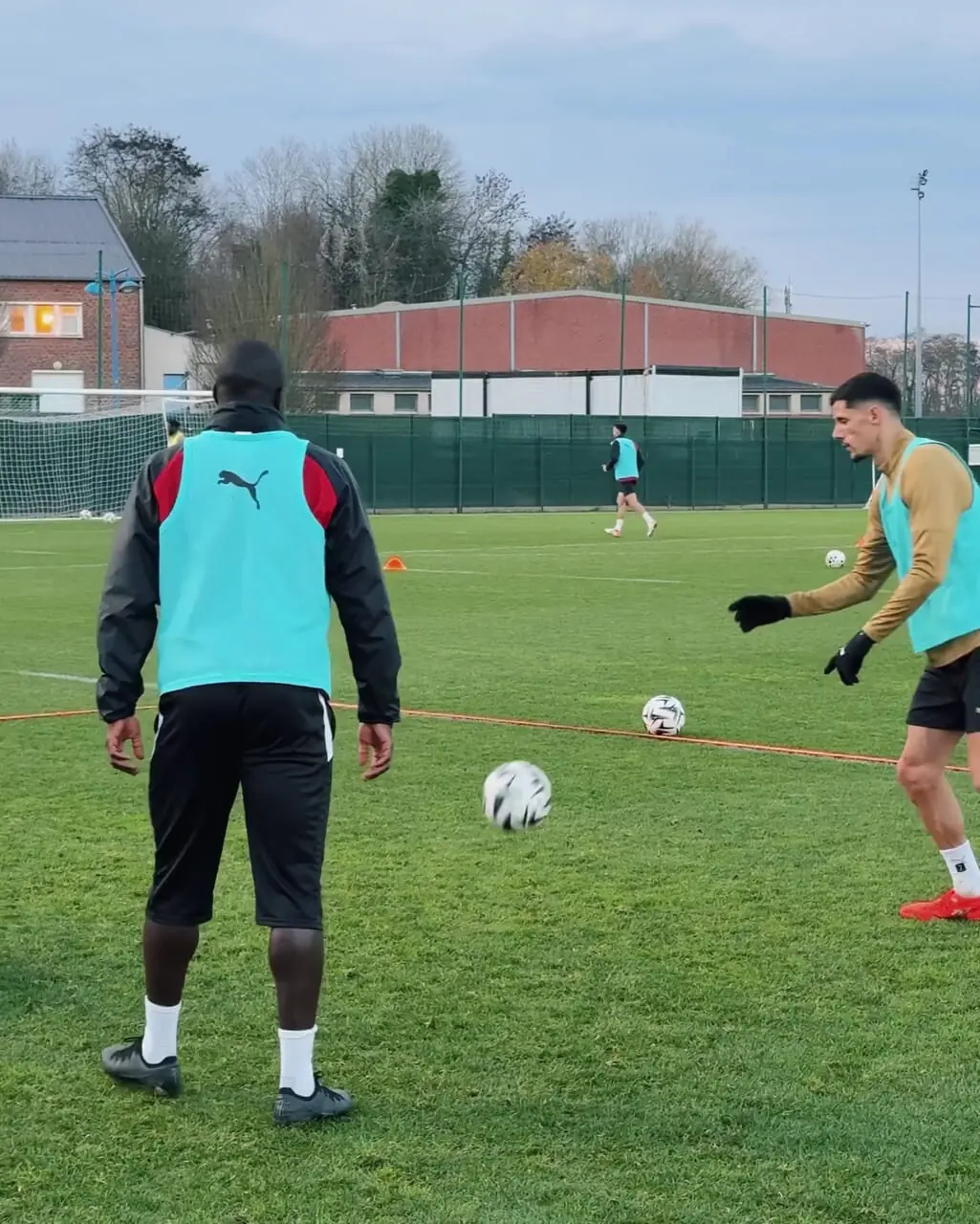 ویدئو: استفاده از مینی ترامپولین در تمرینات فوتبال