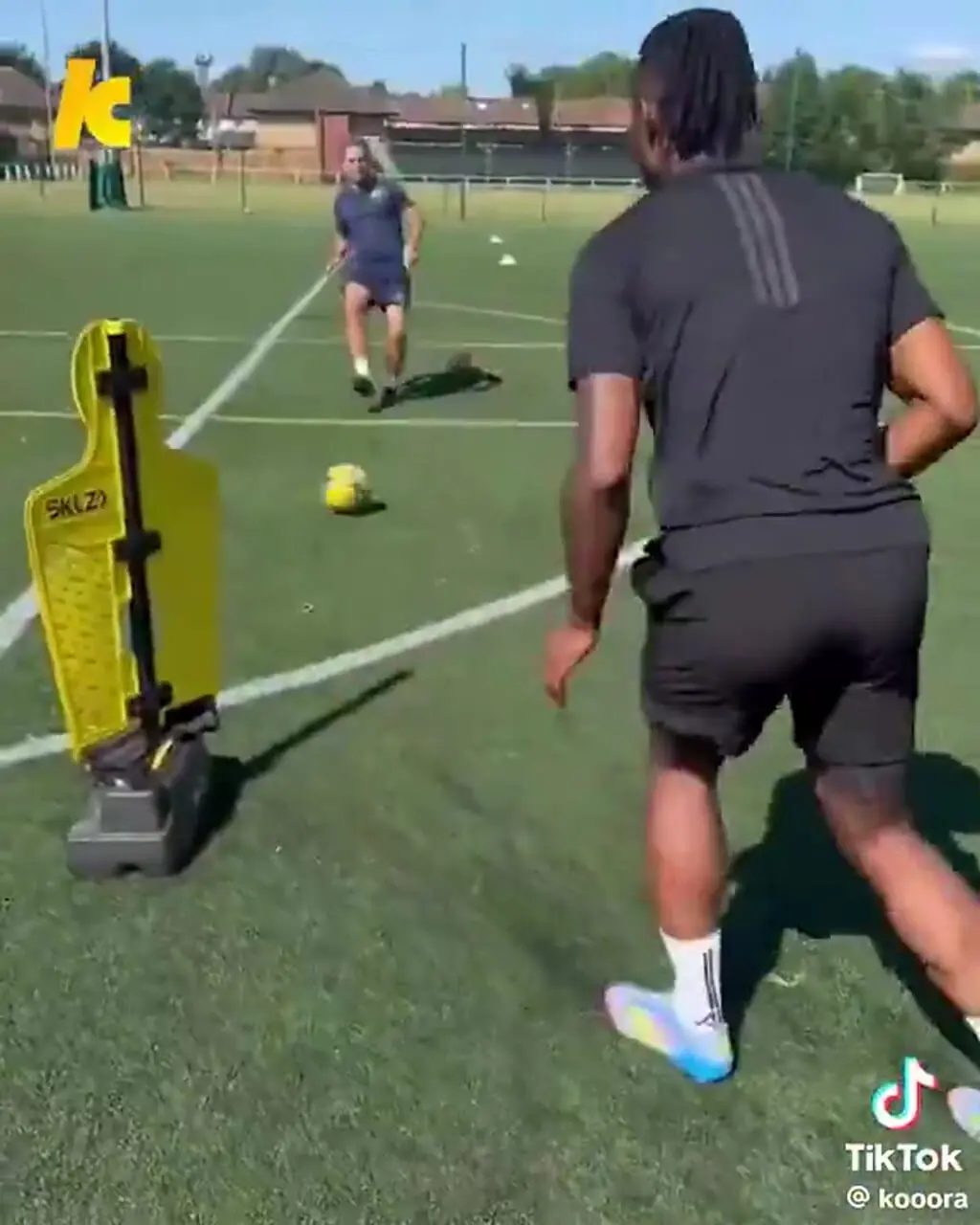 ویدئو: شکارچی زوایای غیرممکن، زیر ذرهبین لیورپول