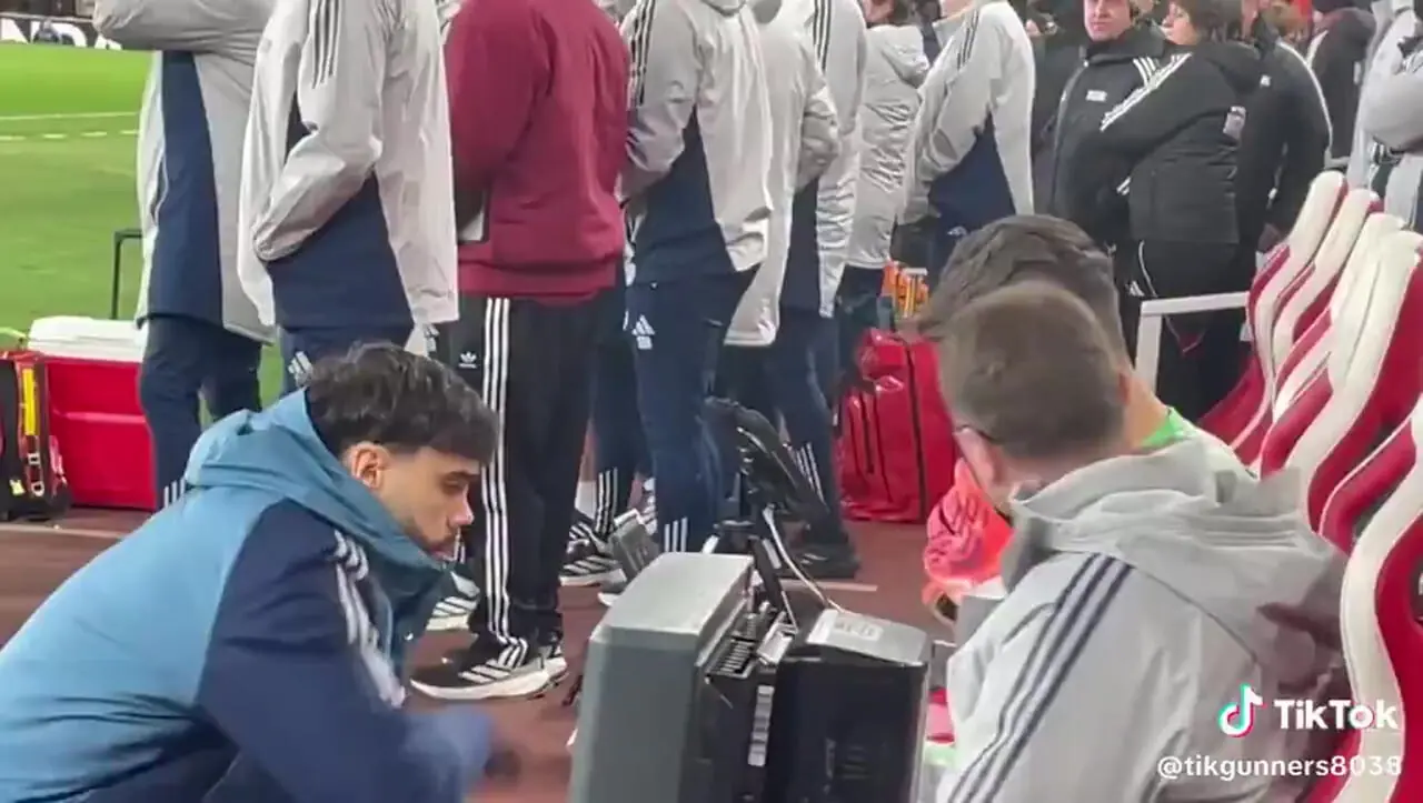 ویدئو: تمرکز در قلب دروازه؛ کپا و رایا پای صحبتهای مربی گلرهای آرسنال