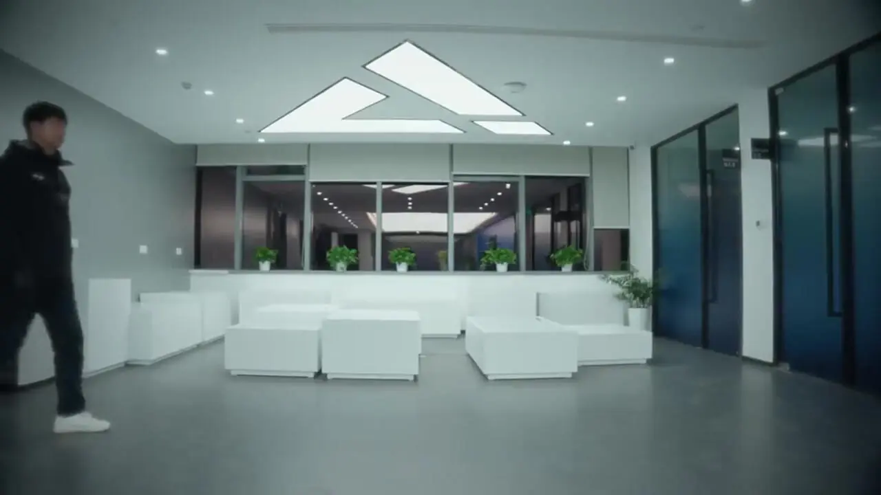 ربات‌های چینی گلدوزی می‌کنند