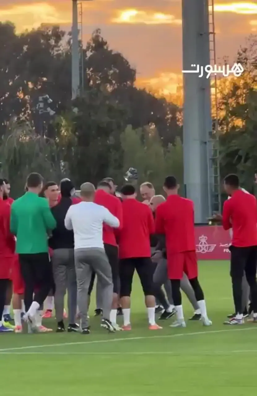 ویدئو: حرکات جالب سرمربی مراکش در تمرینات