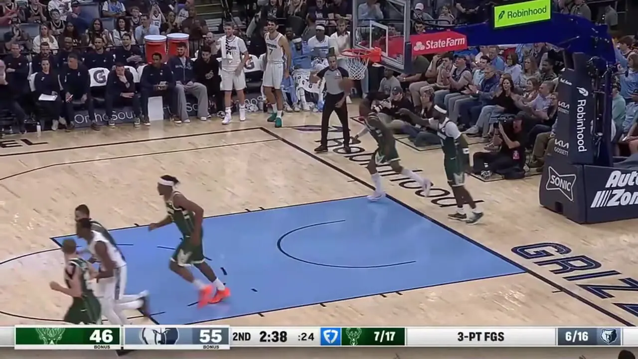 ویدئو: خلاصه بسکتبال ‏‎ ‎میلواکی باکس 104 – 125 ممفیس گریزلیز ‏