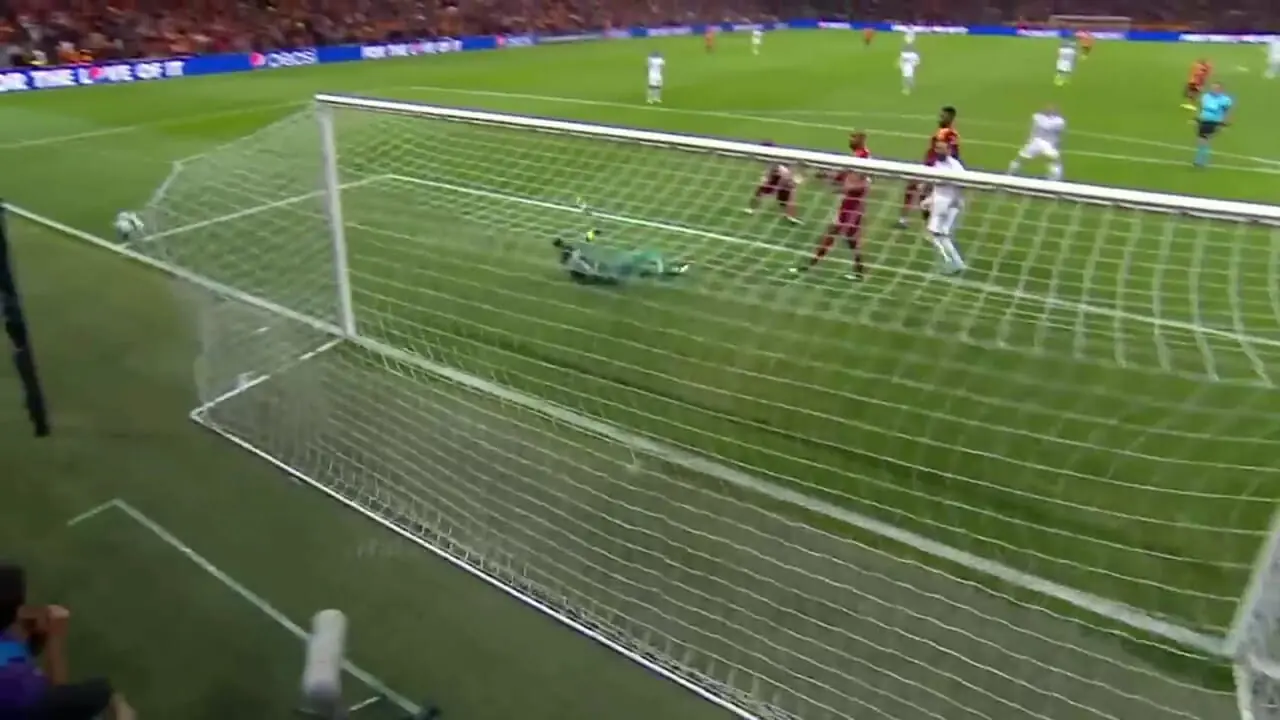 ویدئو:‏‎ ‎‏۲۸‏‎ ‎گل با امضای کروس برای کهکشانی‌ها