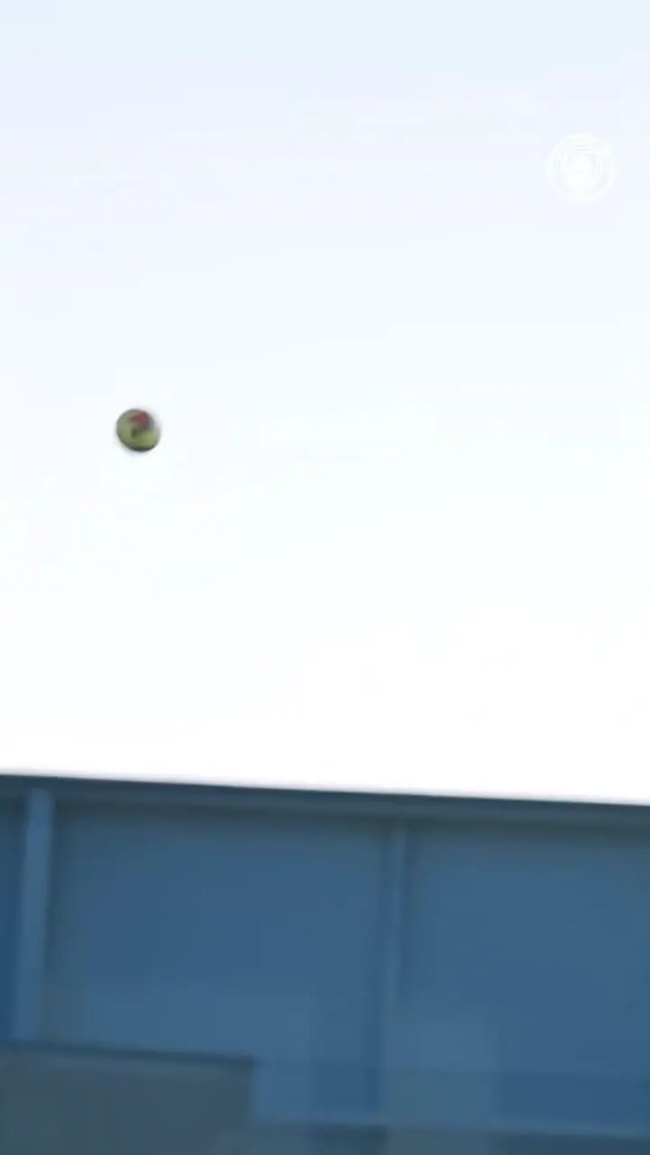 ویدئو: چالش جالب بین شرکی و خوسانوف در تمرینات منچسترسیتی