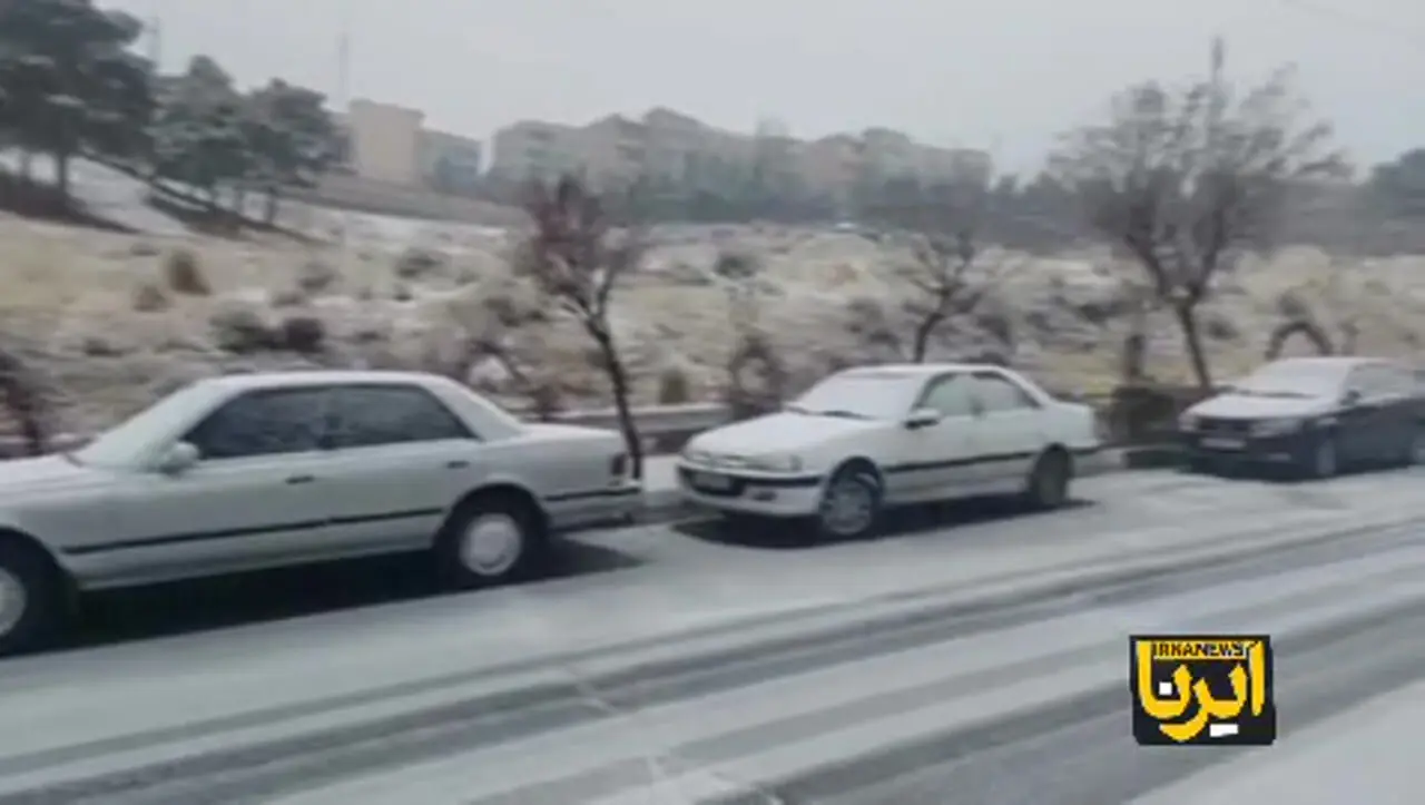 بارش برف شمال تهران را سفید پوش کرد