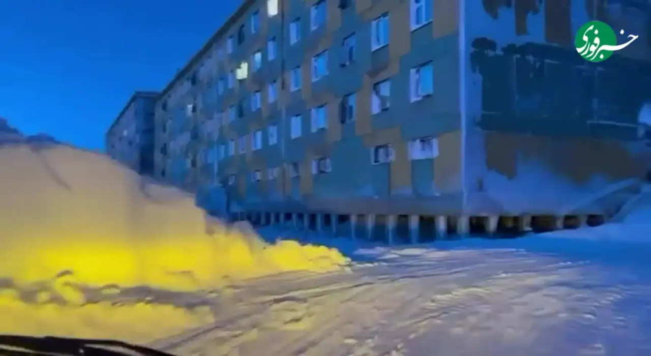 حجم بارش برف در روسیه نزدیک به چهار متر!