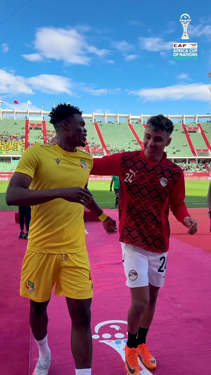 ویدئو: وقتی تساوی نیمه اول لبخند را از لب بازیکنان دور نکرد‎!‎