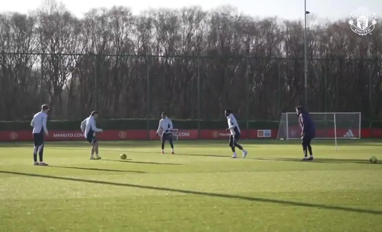 ویدئو: تمرین ویژه کریک با هافبک‌‌های منچستریونایتد